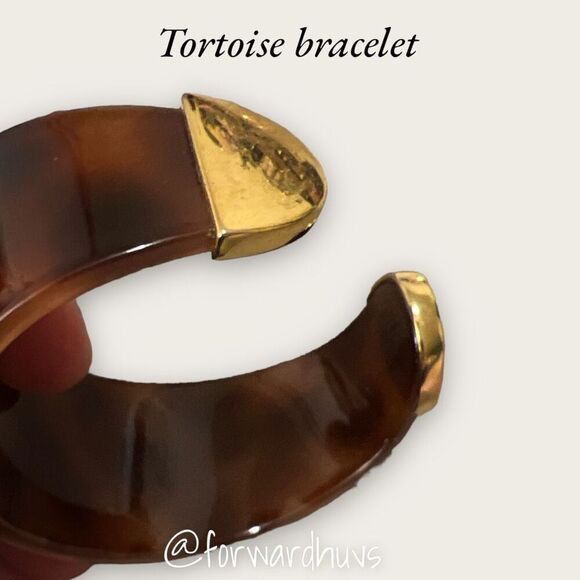 Bundle Sale 3 for $15 | Tortoise Colored Plastic Bracelet - Picture 9 of 10